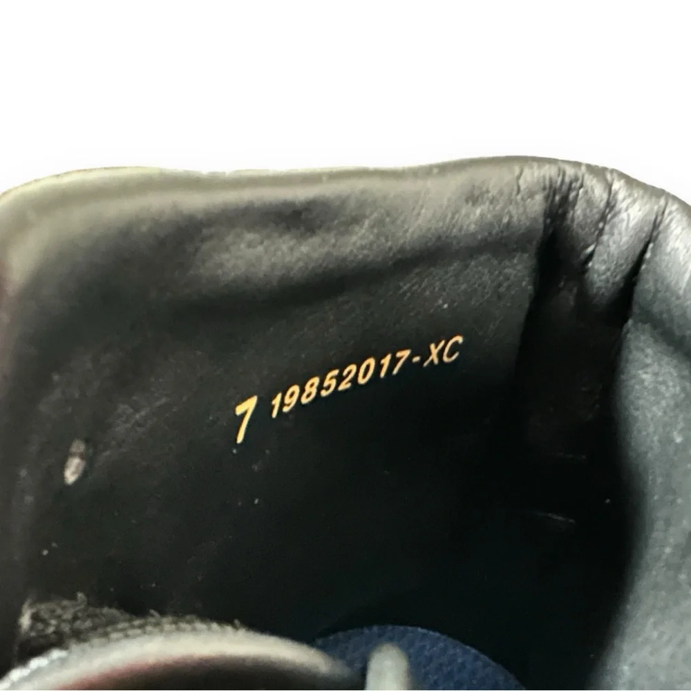 Jordan 1 Retro High Flyknit Shadow (GS) - Picture 14 of 16